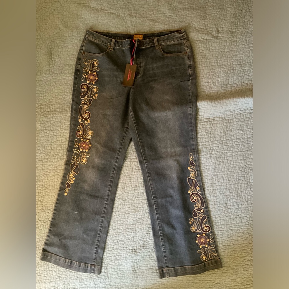 Embroidered size size jeans